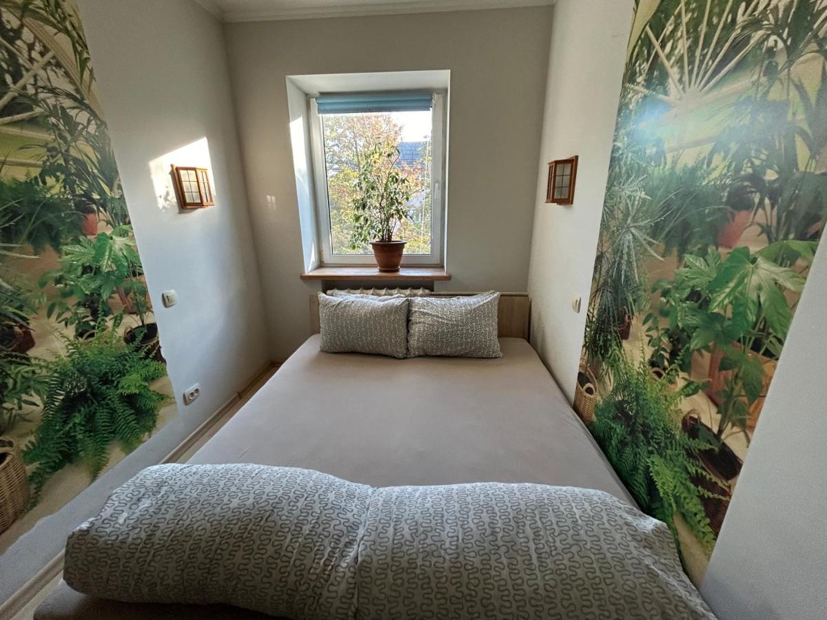 Three Bedroom Stepana Bandery Street - Housity