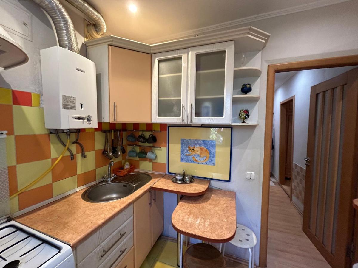 Three Bedroom Stepana Bandery Street - Housity