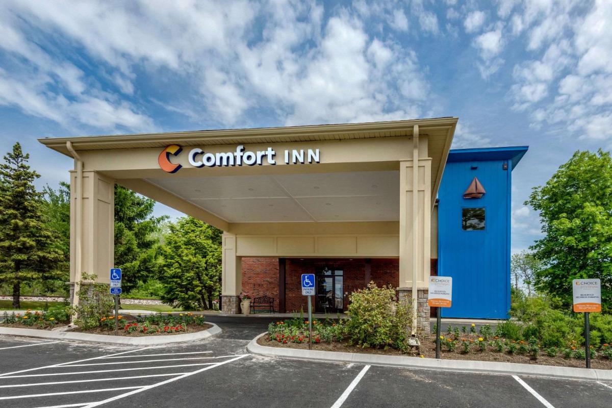Comfort Inn Ellsworth - Bar Harbor - Housity
