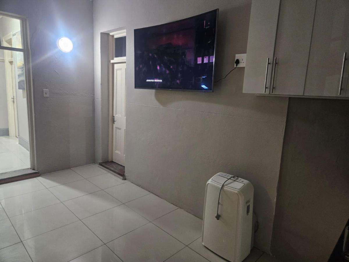 Pro Delux inn - Housity