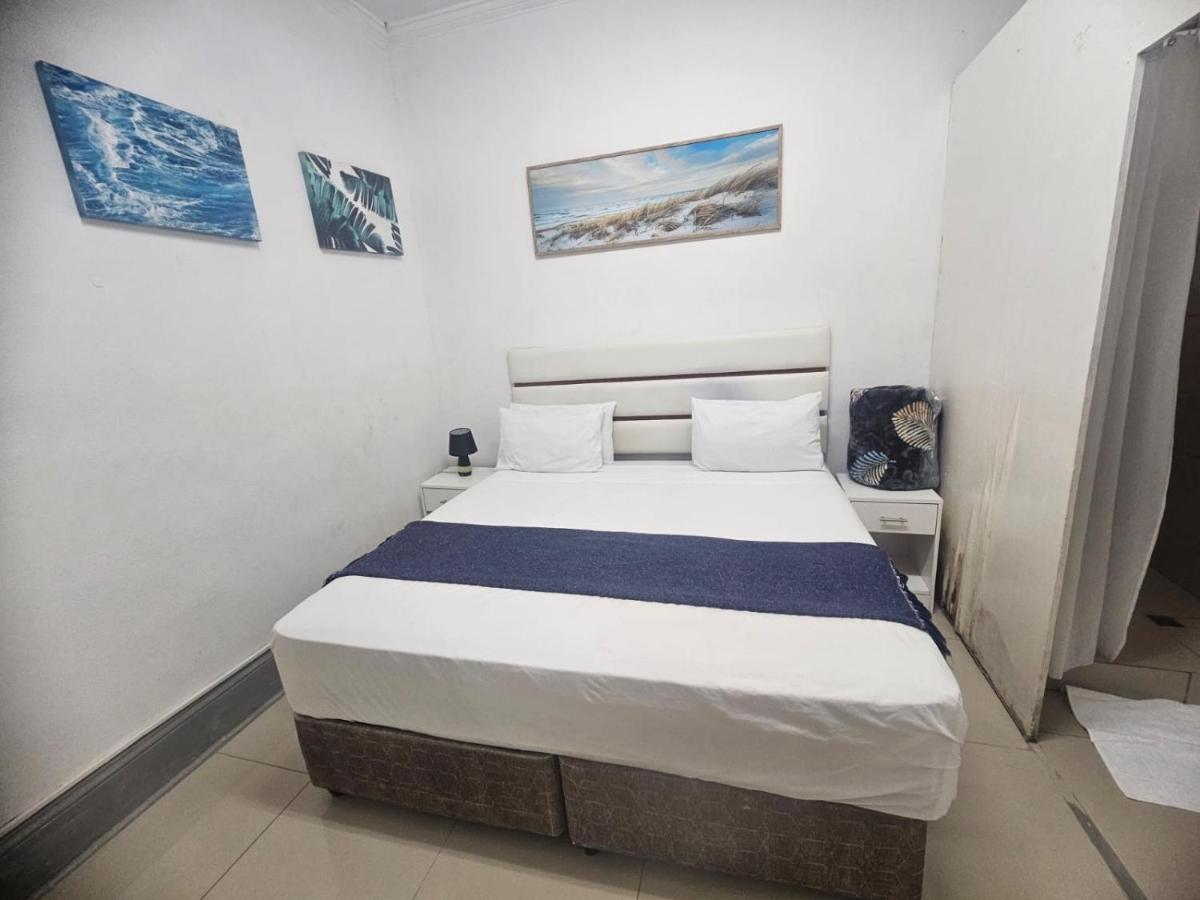 Pro Delux inn - Housity