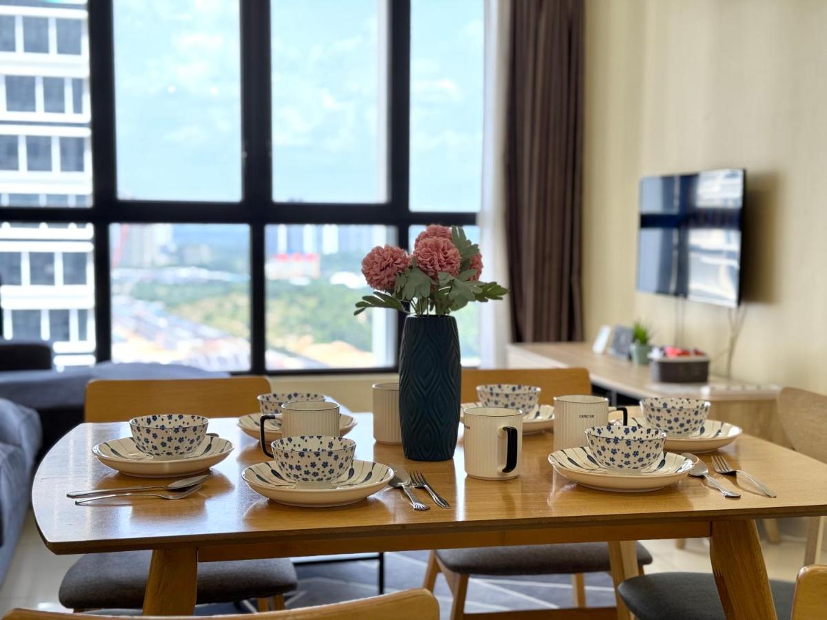 Eco Nest @3BEDROOM High floor By HauzCinta - Housity
