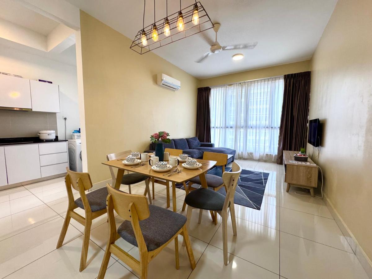 Eco Nest @3BEDROOM High floor By HauzCinta - Housity