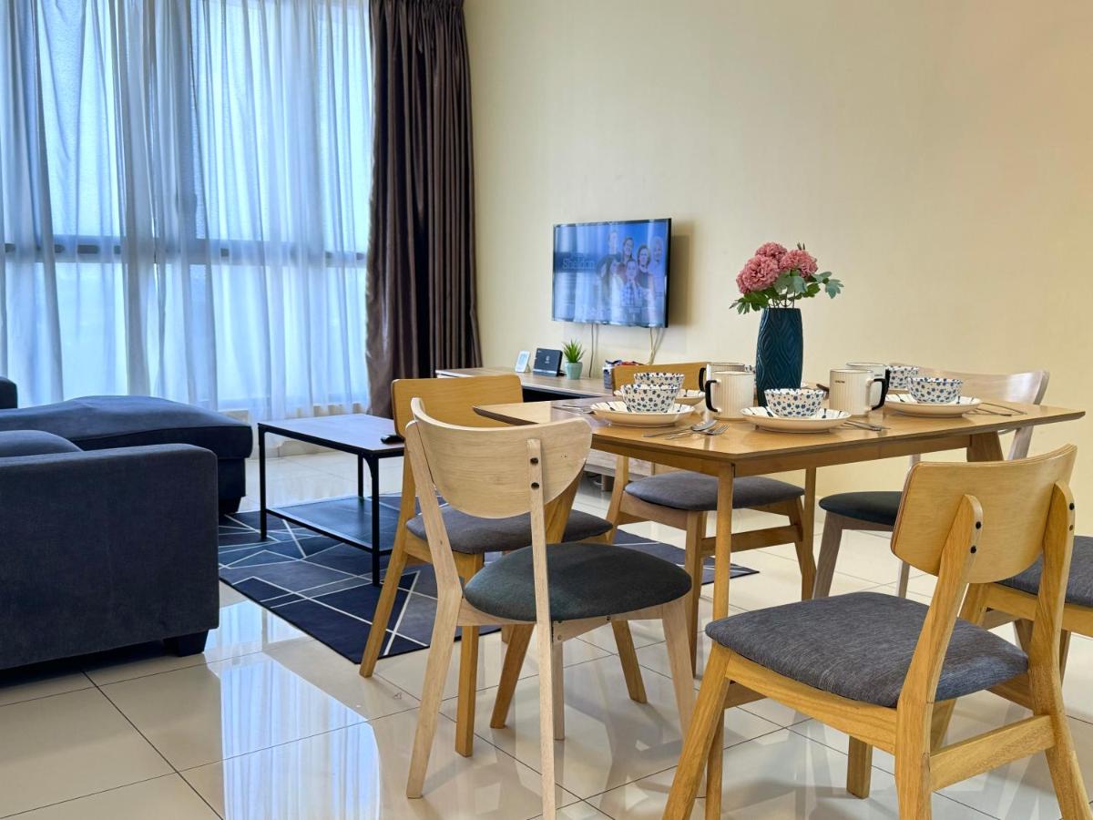 Eco Nest @3BEDROOM High floor By HauzCinta - Housity