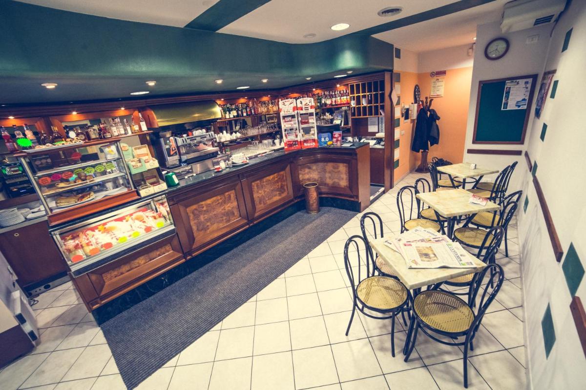 Hotel La Gaietta - Housity