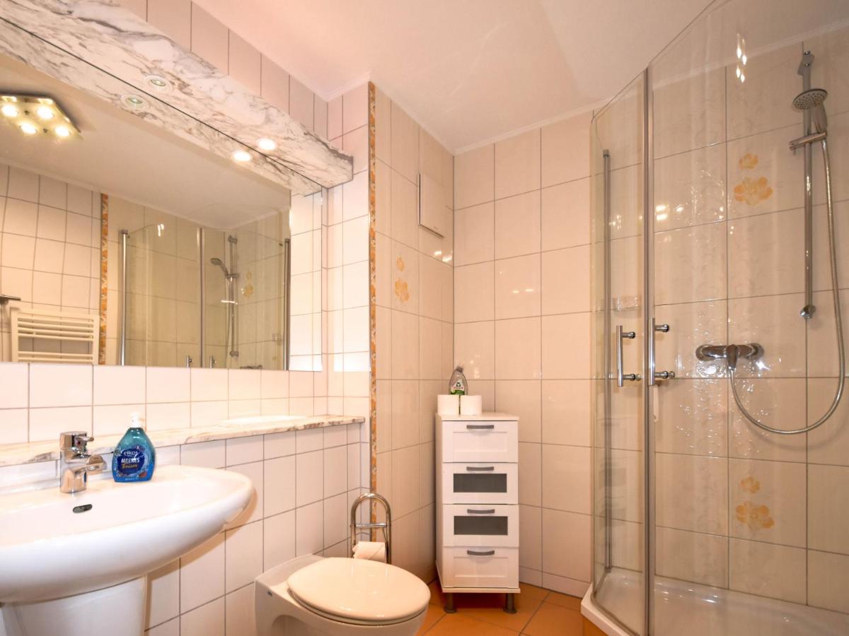 Seeschloss Binz Apartment 24 mit Meerblick - Housity
