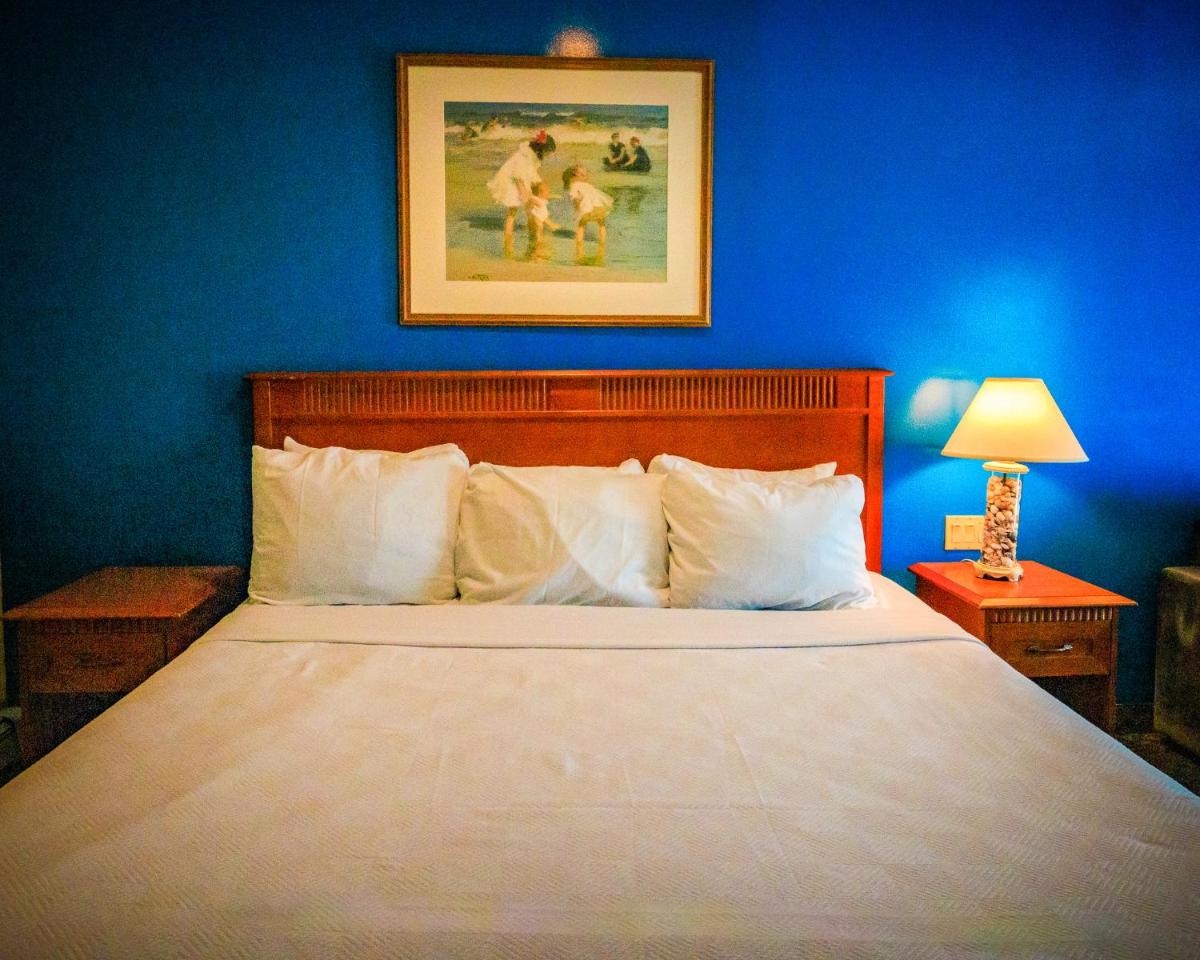 The White Sands Resort and Spa - Housity