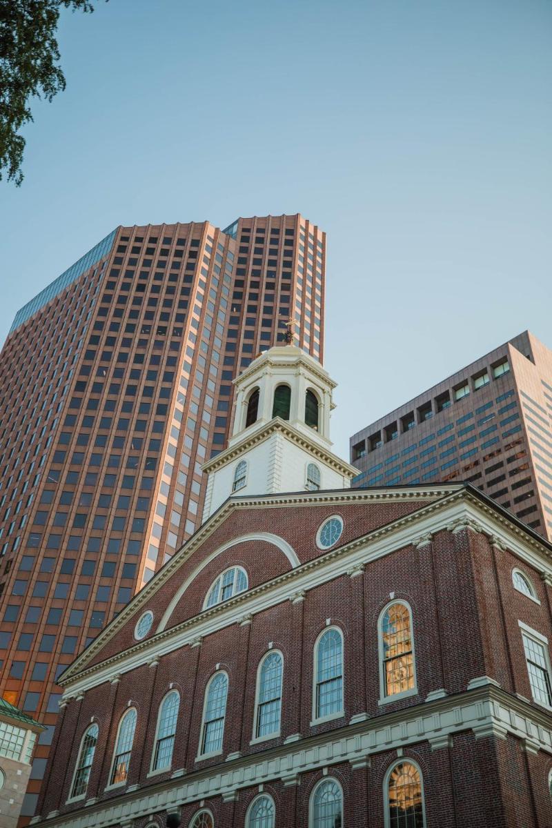 Club Quarters Hotel Faneuil Hall, Boston - Housity