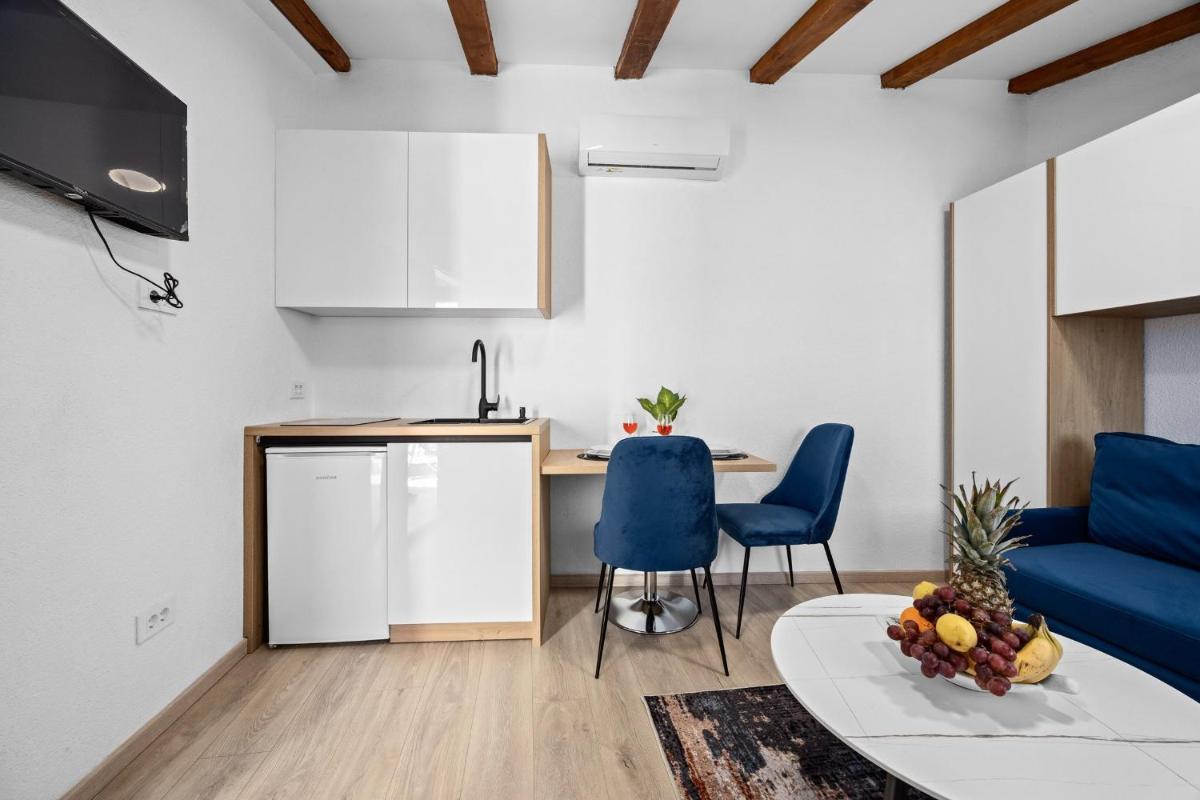 Suitetrails - Capitolina Studio Apartmens Old Town