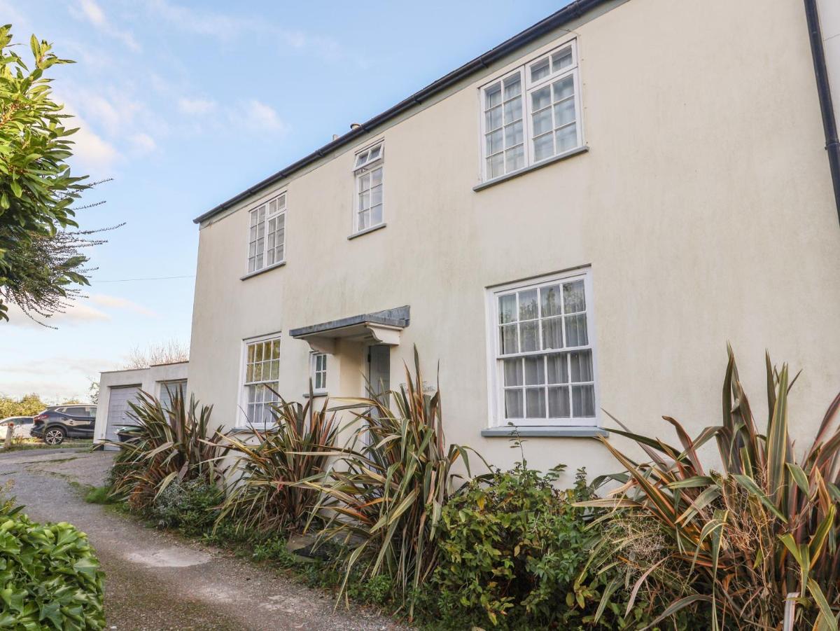 4 East Cliff - Housity