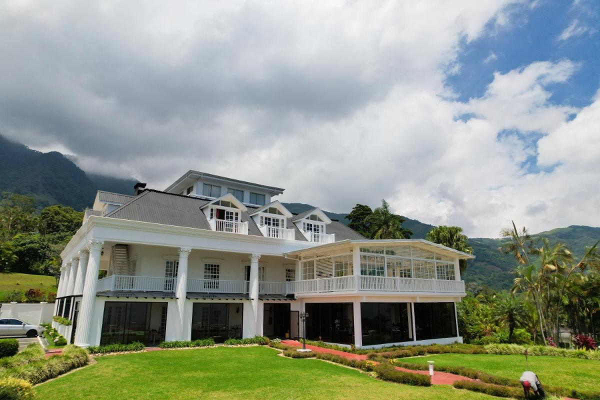 Fogo Resort - Housity