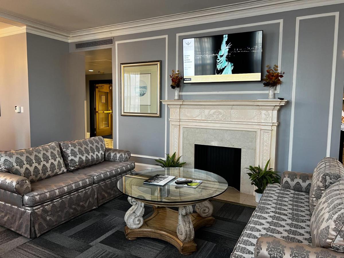 The Biltmore Los Angeles - Housity