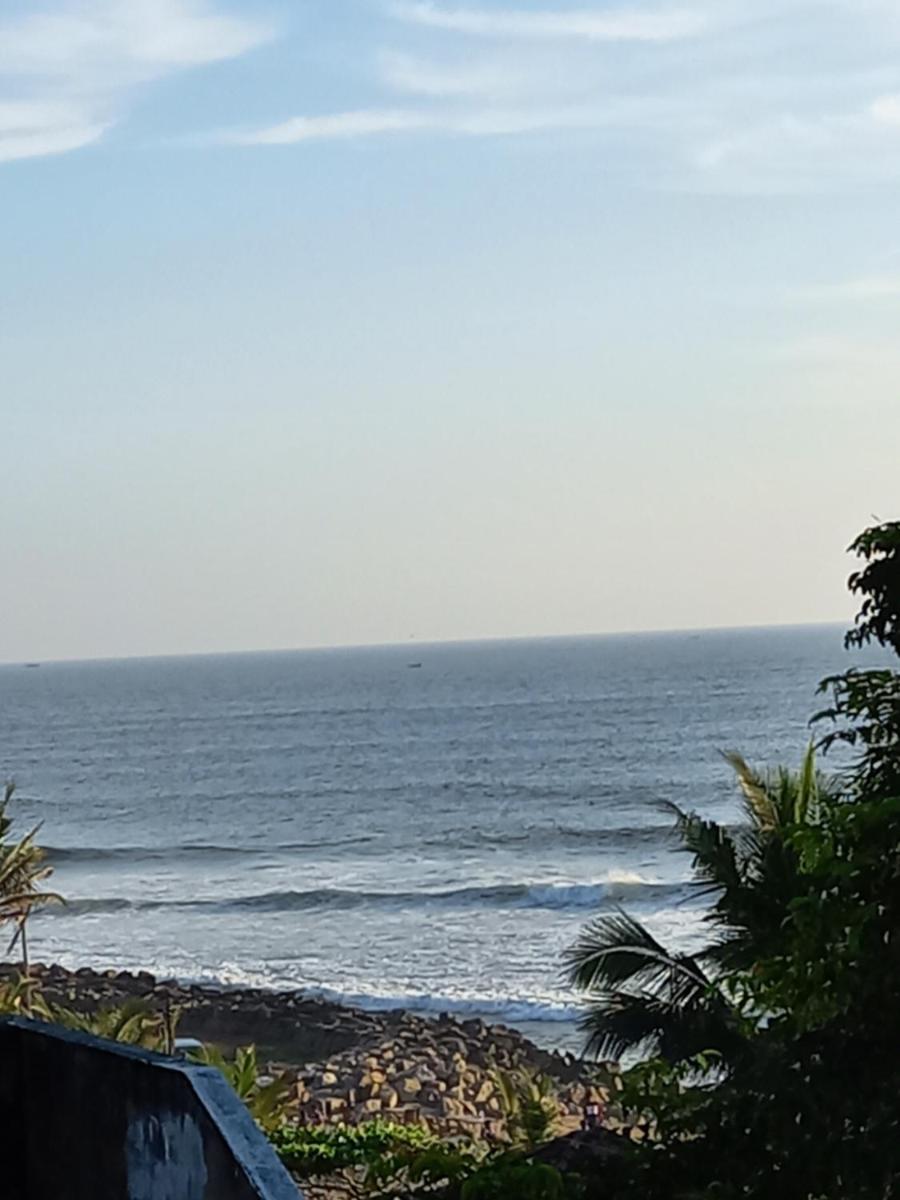 East West Beach Resorts - Housity