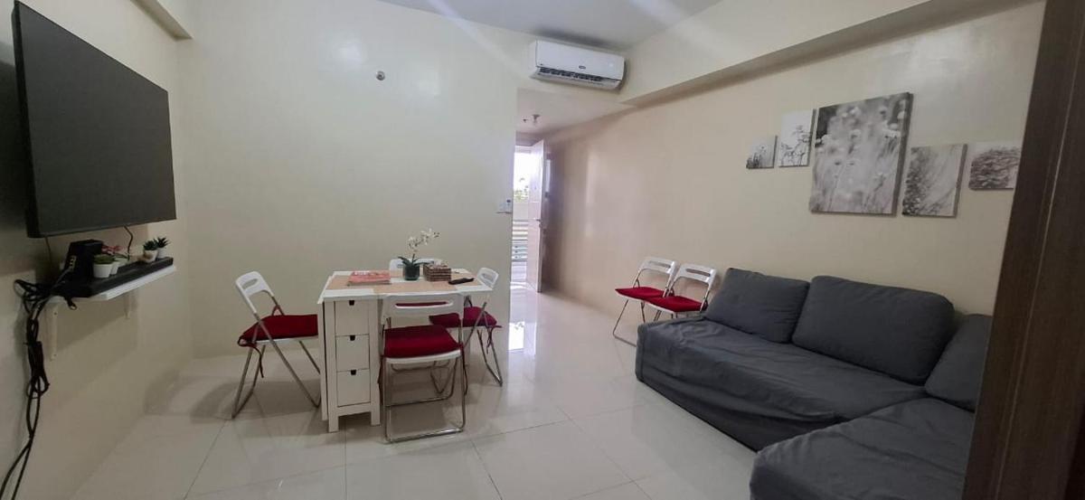Suitetrails - 1 Bedroom unit near NAIA T3