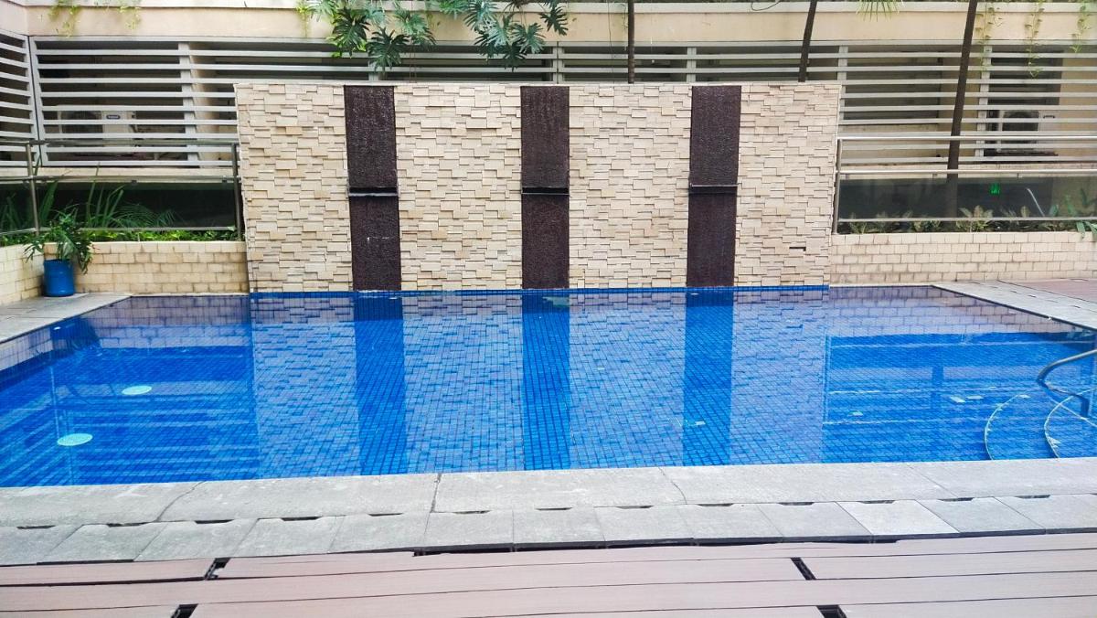 Suitetrails - 1 Bedroom unit near NAIA T3