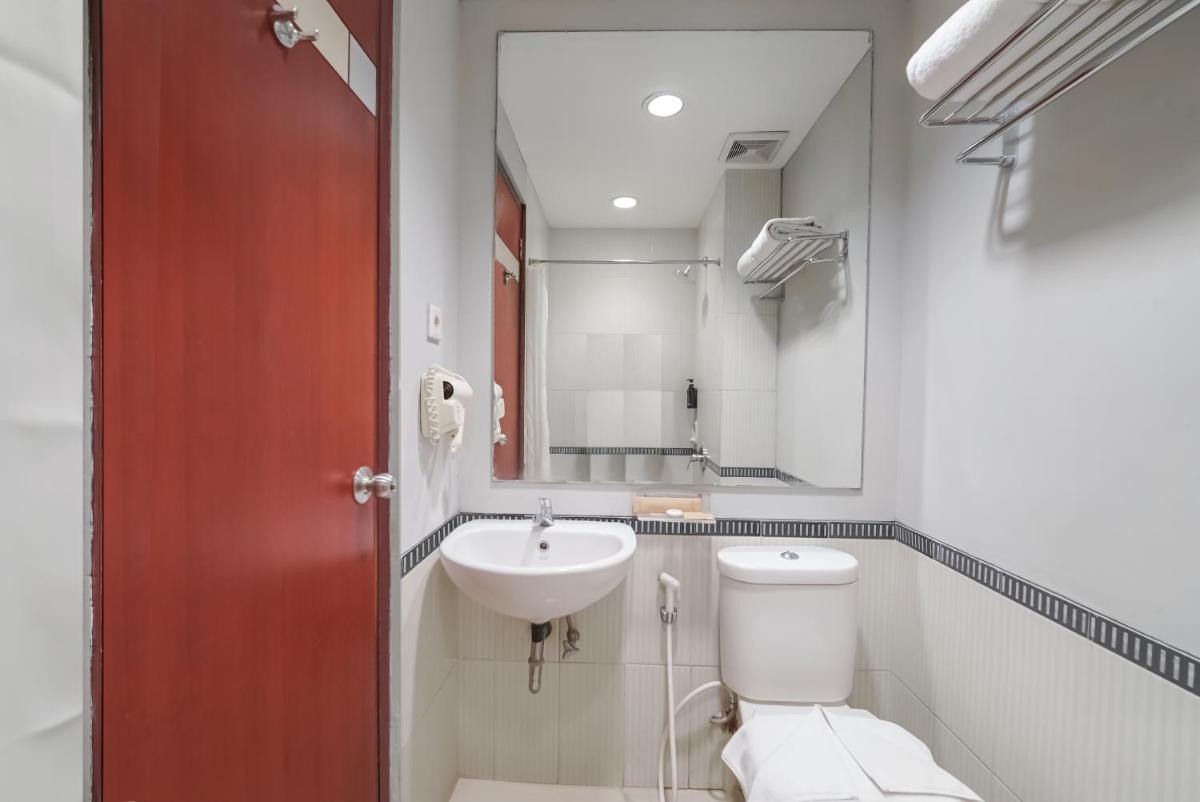 Tjokro Hotel Klaten - Housity