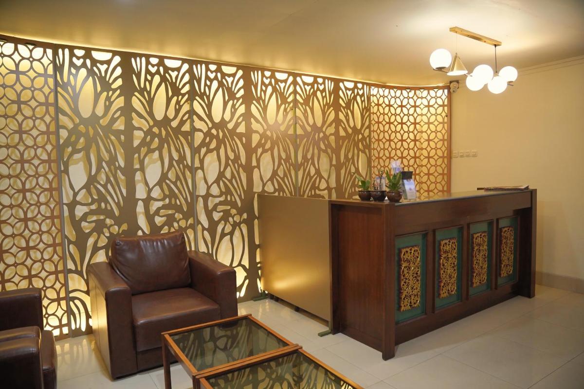 Hotel Indah Palace Tawangmangu - Housity