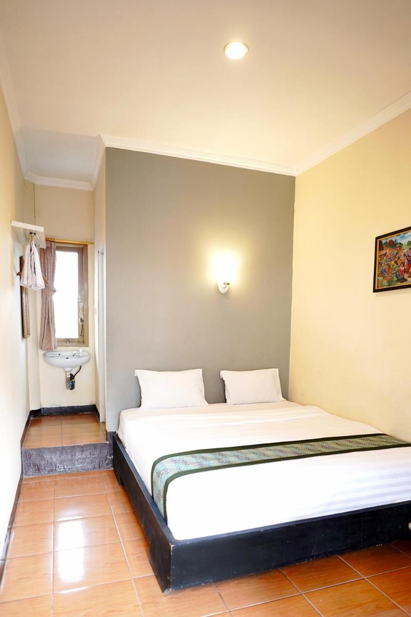 Saung Balibu Hotel - Housity