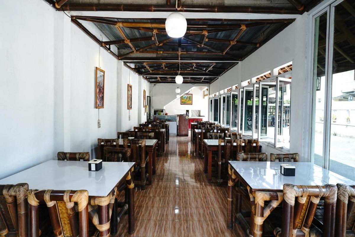 Saung Balibu Hotel - Housity
