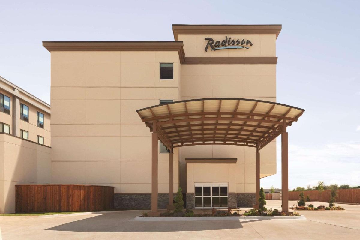 Radisson Hotel Oklahoma City Airport - Housity