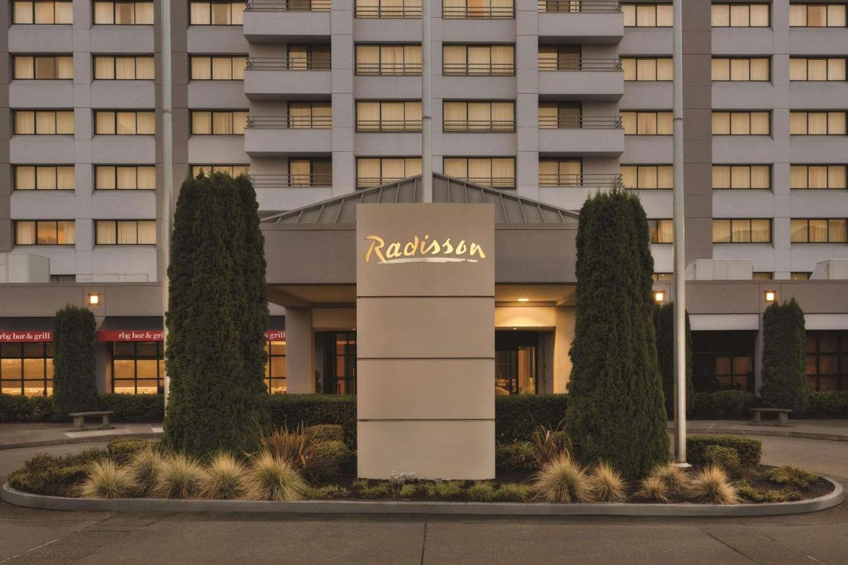 Radisson Hotel Seattle Airport - Housity