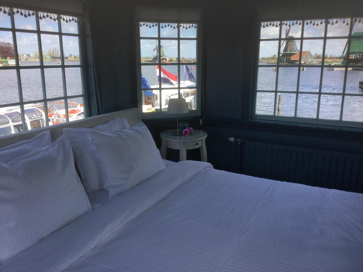 Stay overnight at Windmill Village Zaanse Schans - Amsterdam - Housity