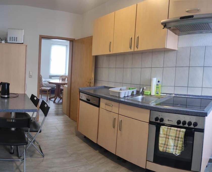 schöne 2 Raum, 2 - 3 Bett FeWo in Schönebeck - Housity
