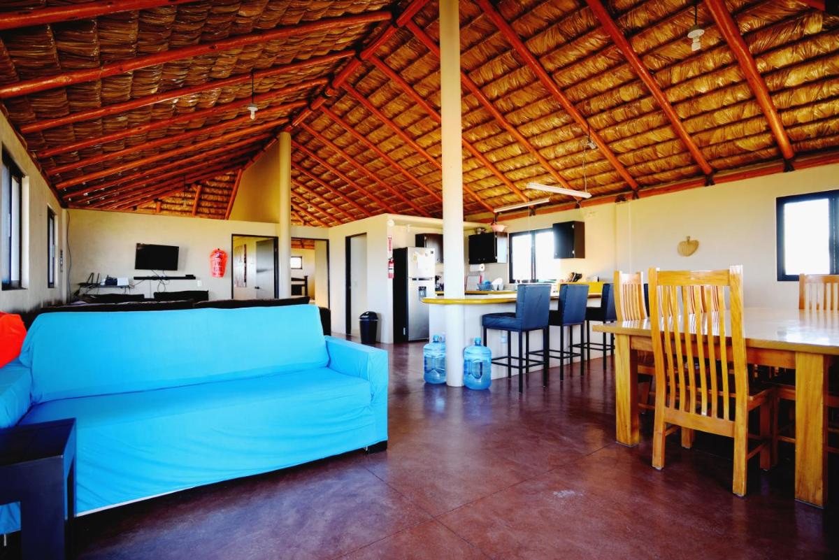 Cerritos Beach Palace Casa Gaia - Housity
