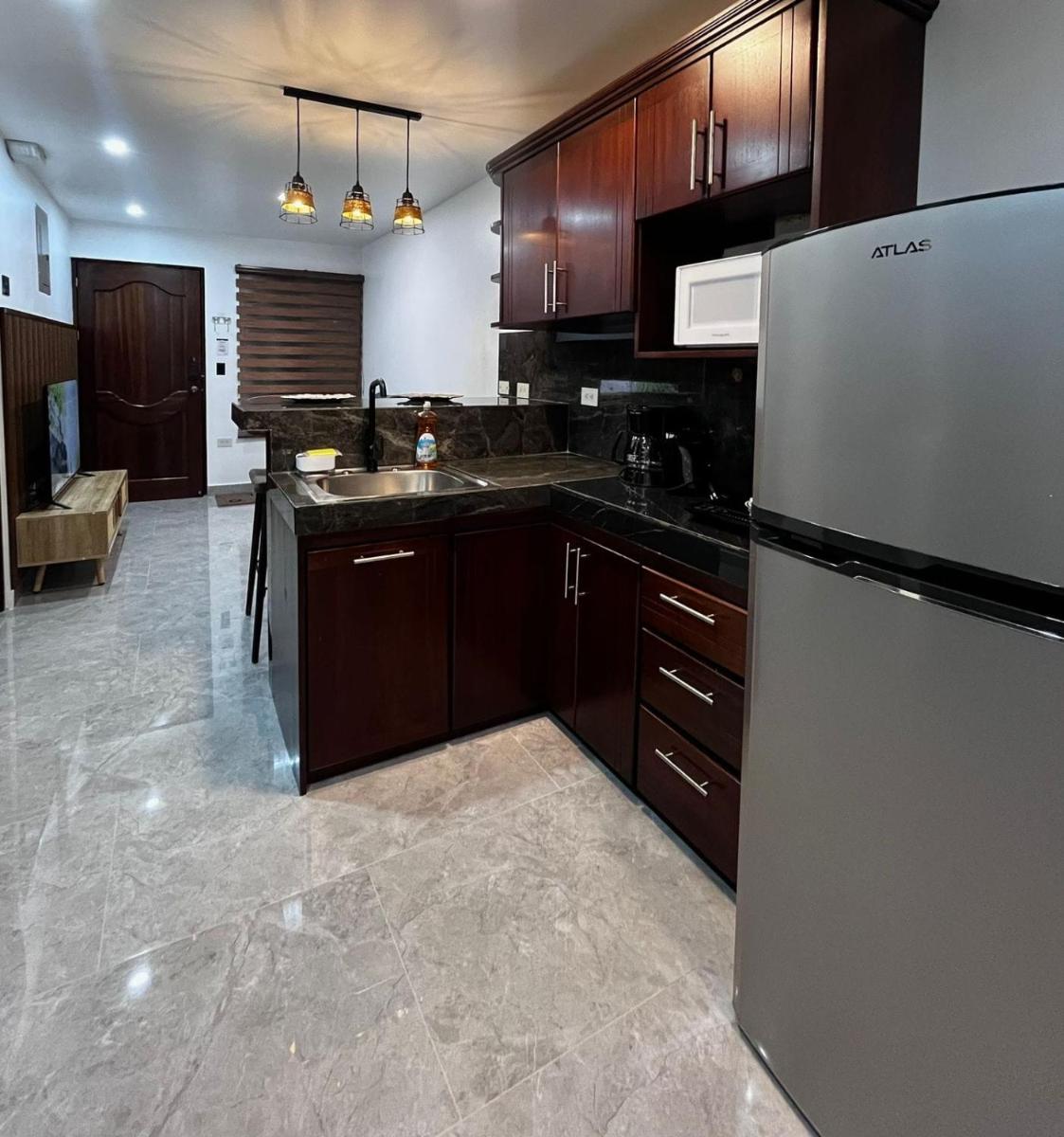 Mevak Apartments Suites - Hizvo