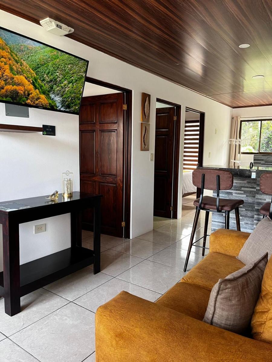 Mevak Apartments Suites - Hizvo