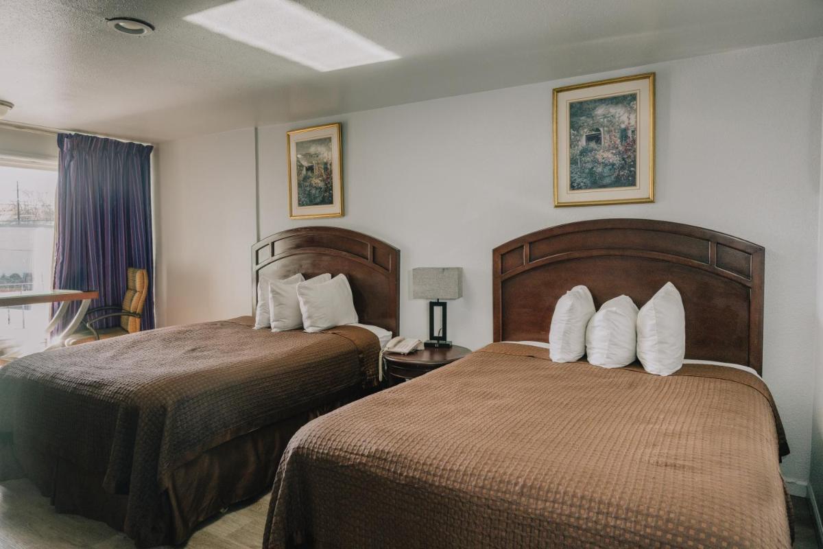 La Hacienda Motel - Housity