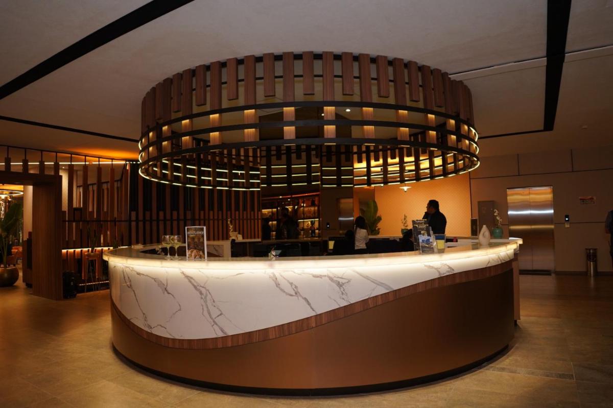 Grand Hotel&Casino Vía Dorada - Housity