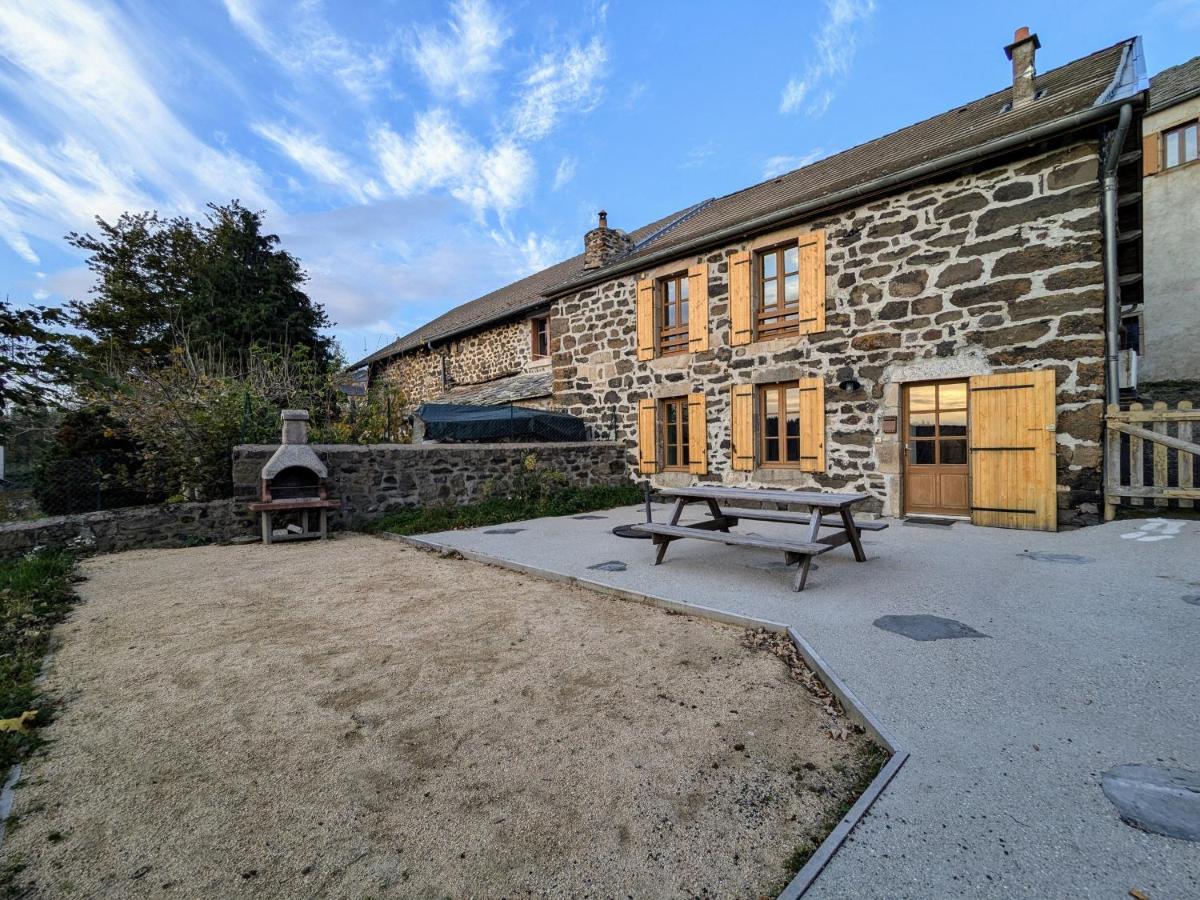 Gîte familial en Haute-Loire avec terrain clos, à proximité de l'Ardèche et des stations de ski - FR-1-582-236 - Housity