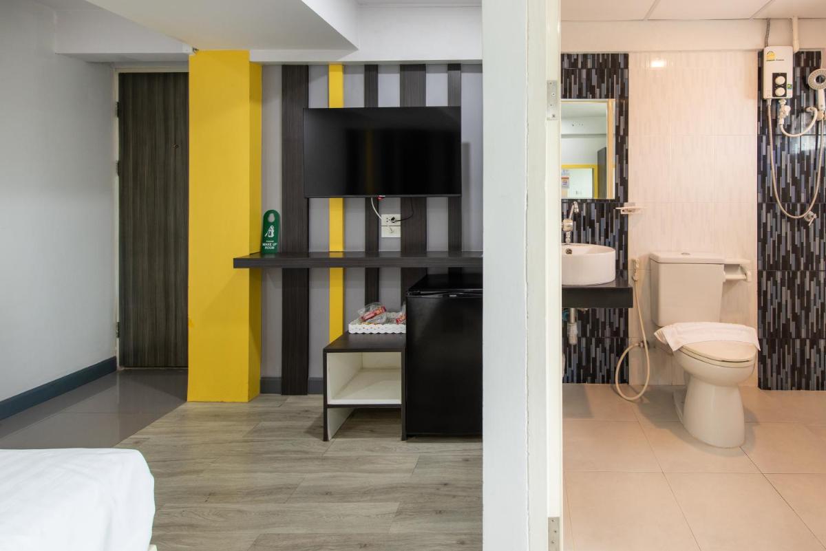 Riski Residence Bangbuathong - Housity