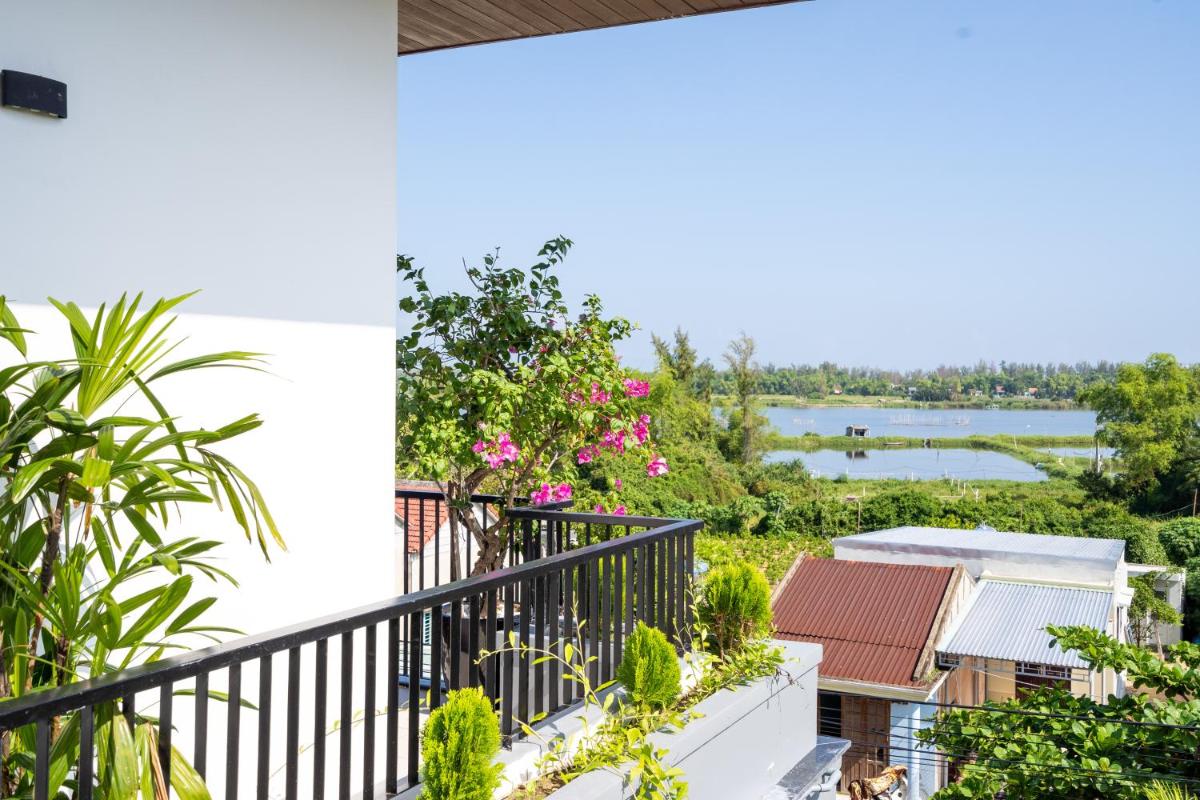 Ancient River Villa - Housity
