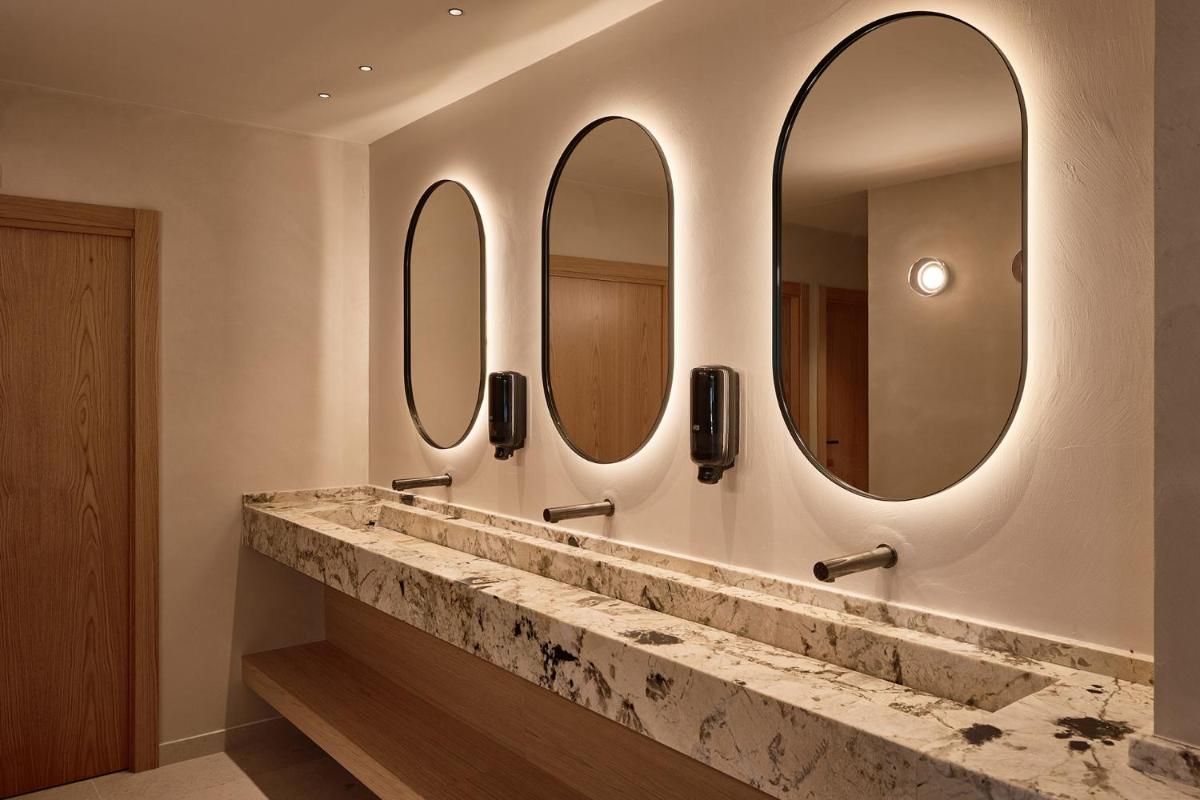 Un baño de Calderona Wellness