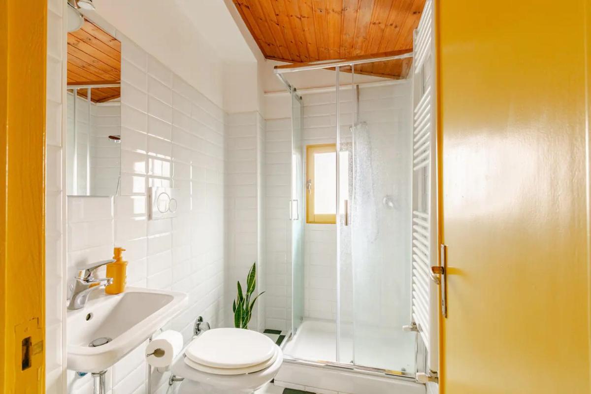 Nina's Guest House - Housity