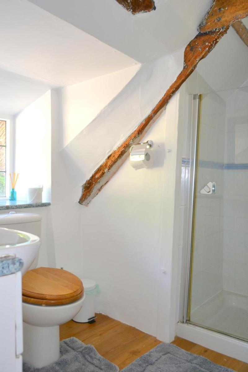 Frog Cottage - Housity