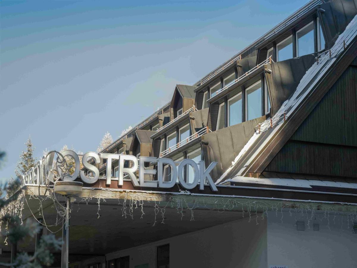 Hotel Ostredok - Housity