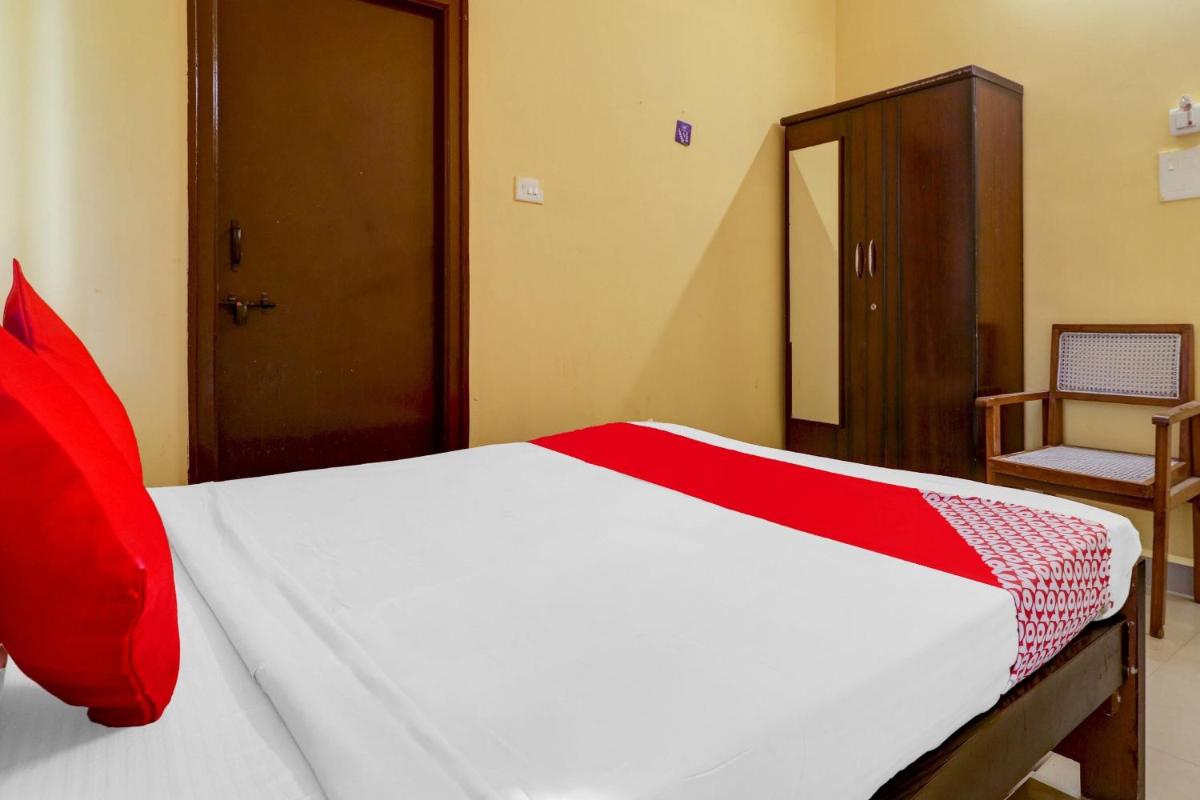 Super OYO Hotel O Vsm Grand - Housity