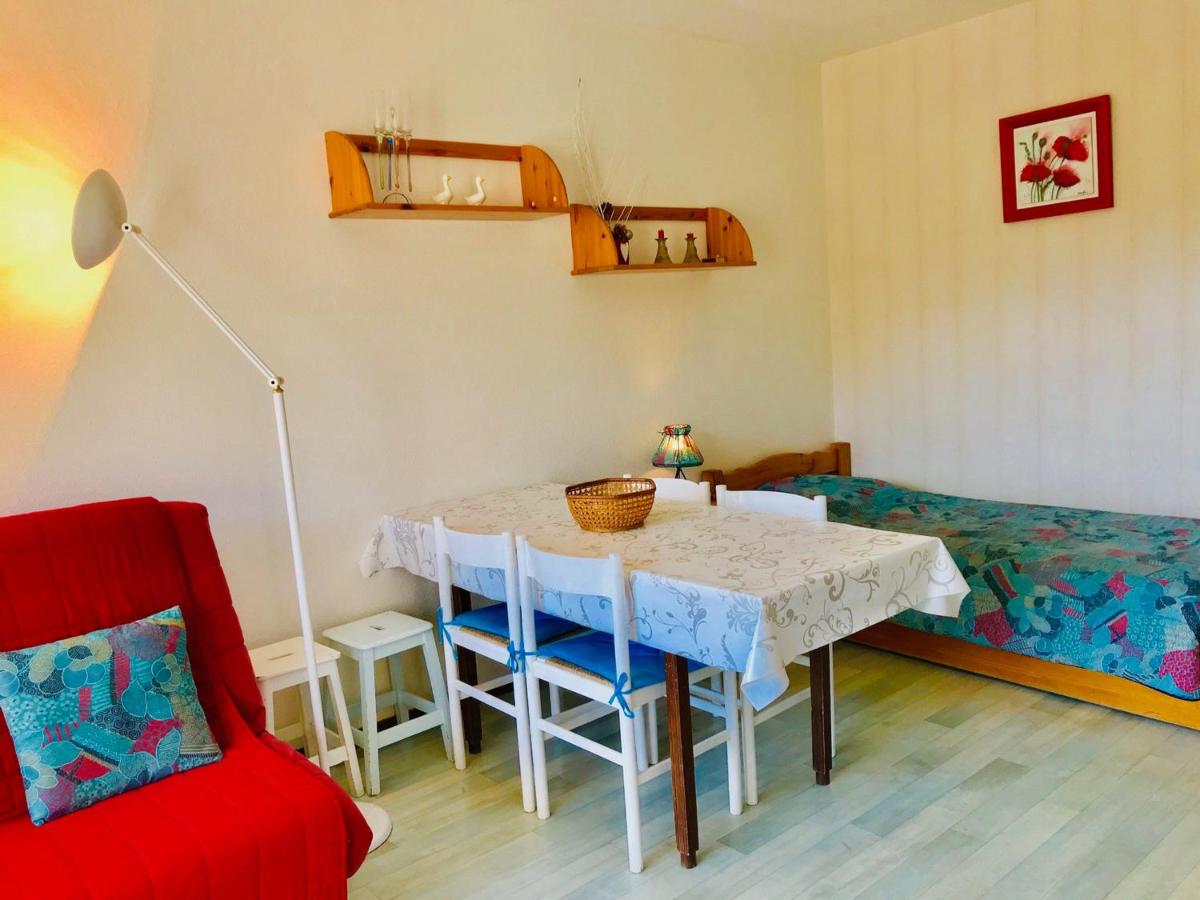 Appartement rénové avec balcon exposé plein sud, proche commerces et parking gratuit - FR-1-515-21 - Housity