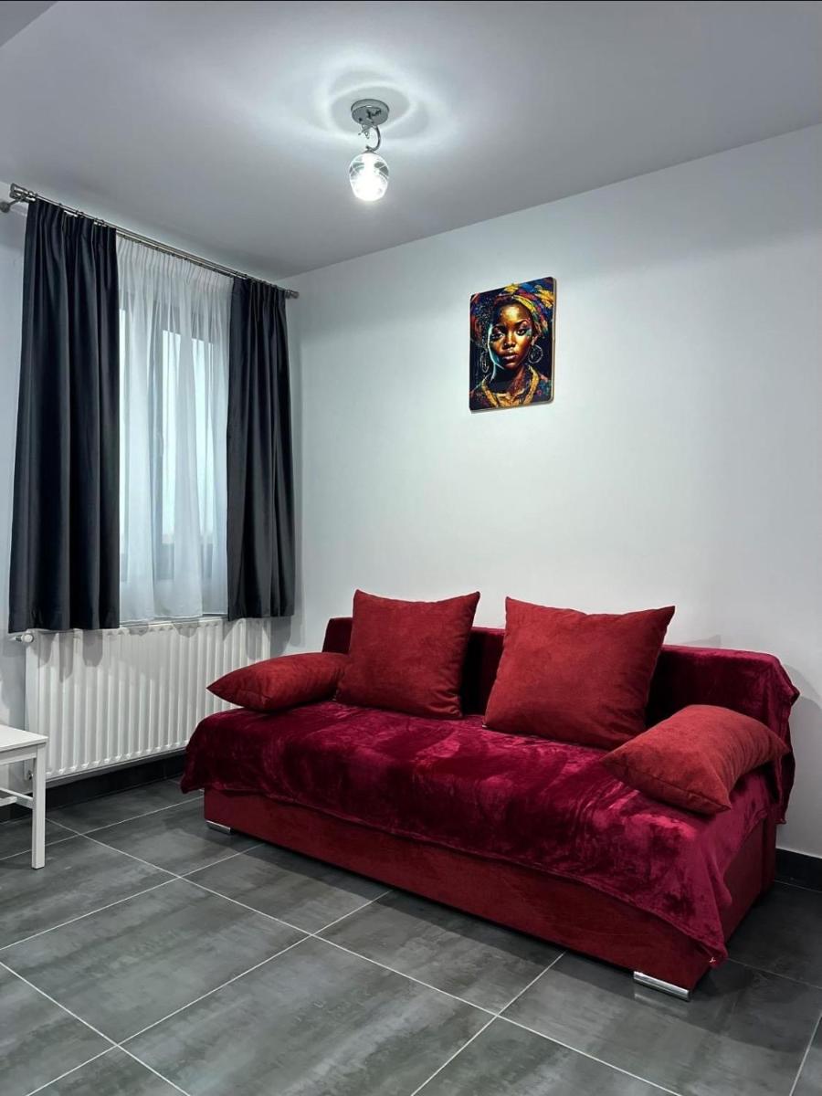 Pensiunea Giulia - Housity
