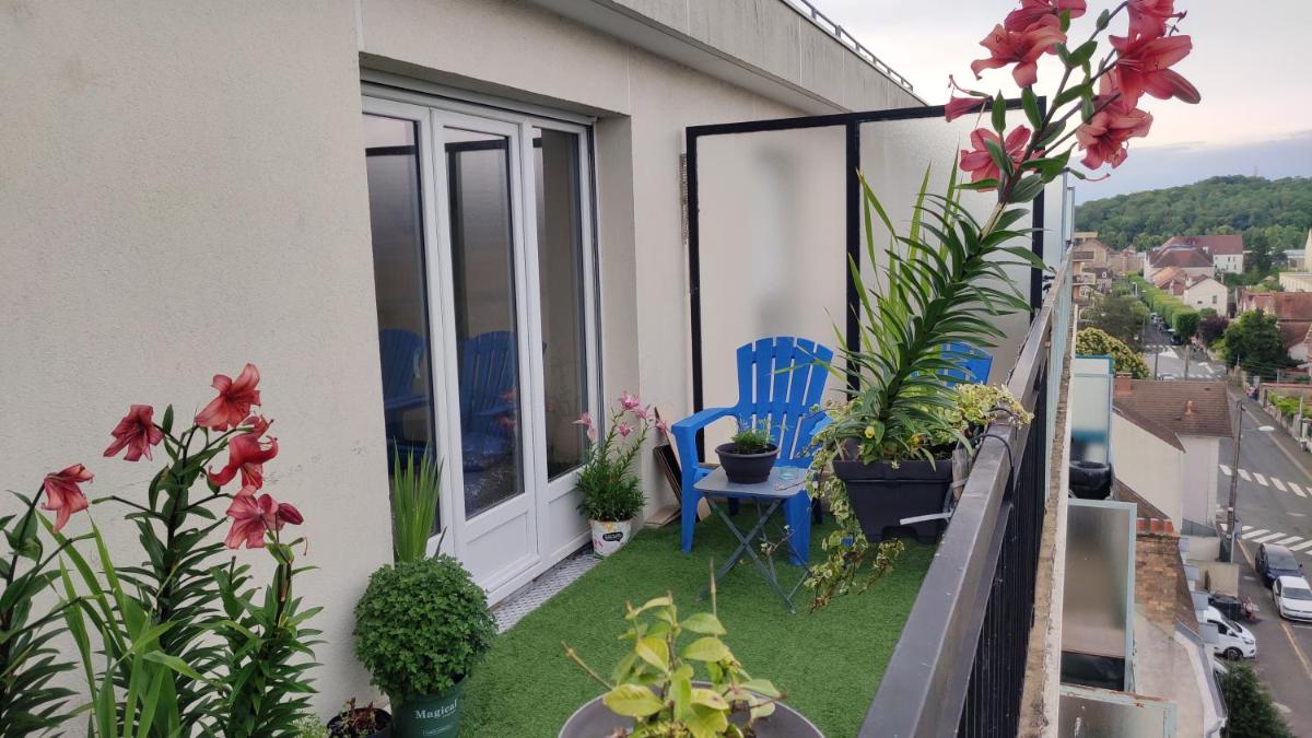 36 Dajot Boutique Apartment - 70 - Housity