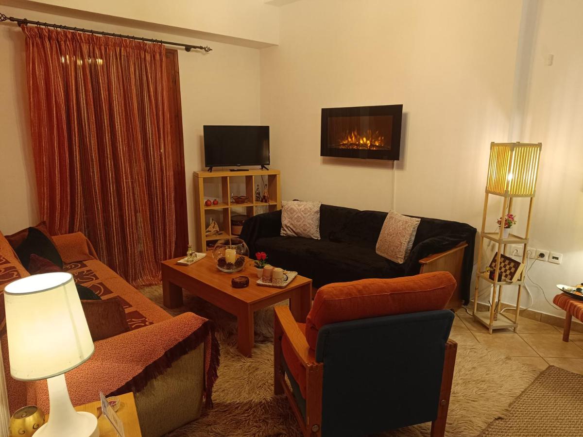 Delphion House - Housity