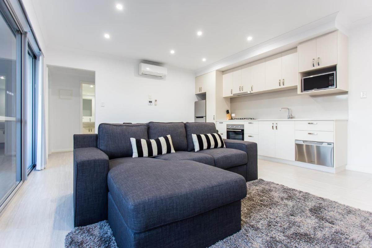 Reflections By Rockingham Apartments - Housity