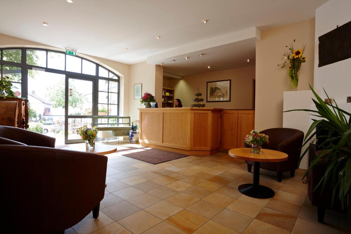 Hotel Eberl - Housity