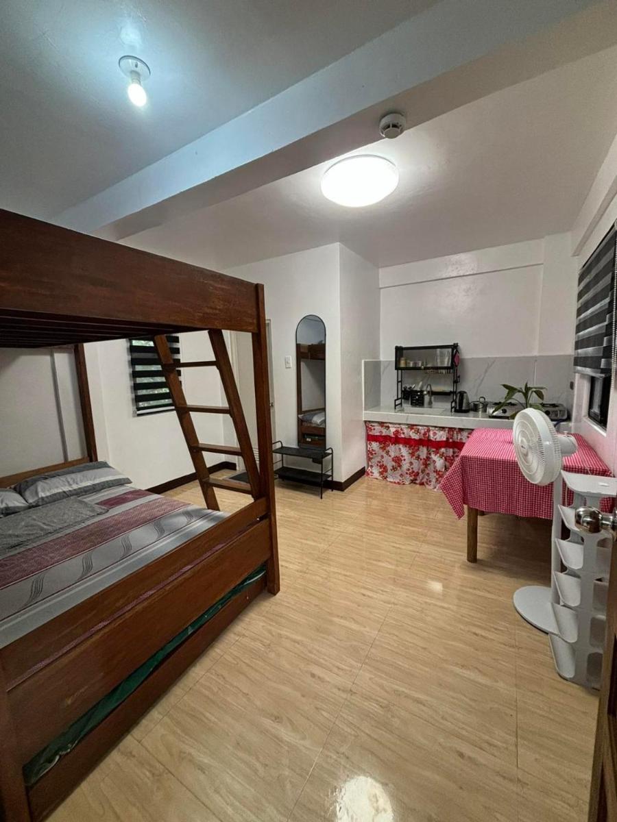 Zeah's Beach Place - Housity