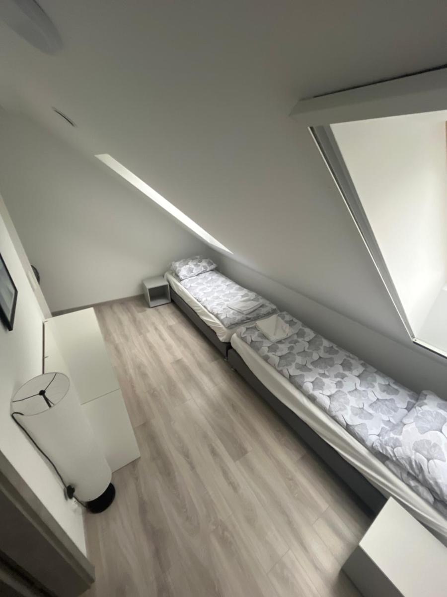 Apartamenty i Pokoje DIMAN - Housity