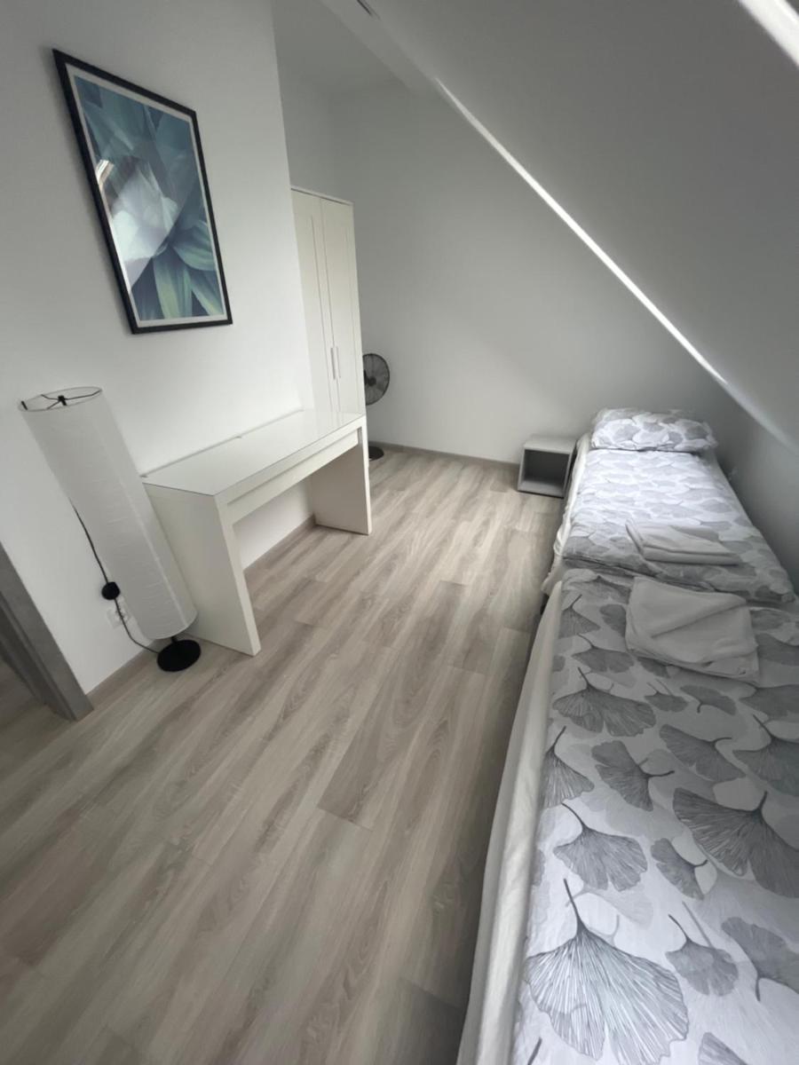 Apartamenty i Pokoje DIMAN - Housity