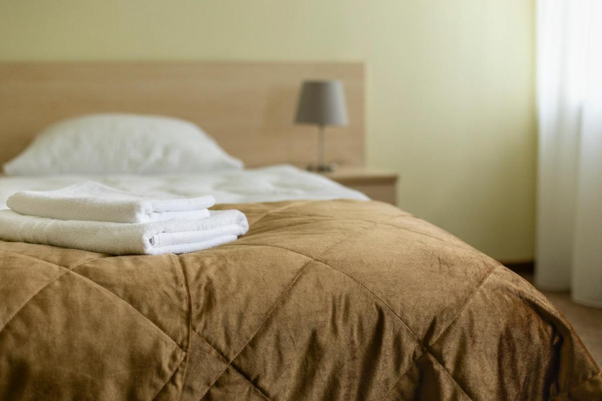 Domus Hotel - Housity